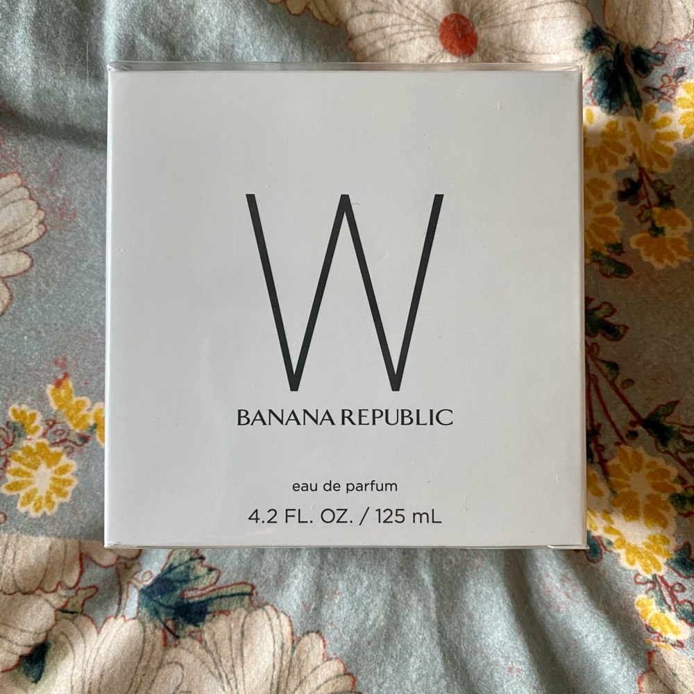 Banana Republic perfume